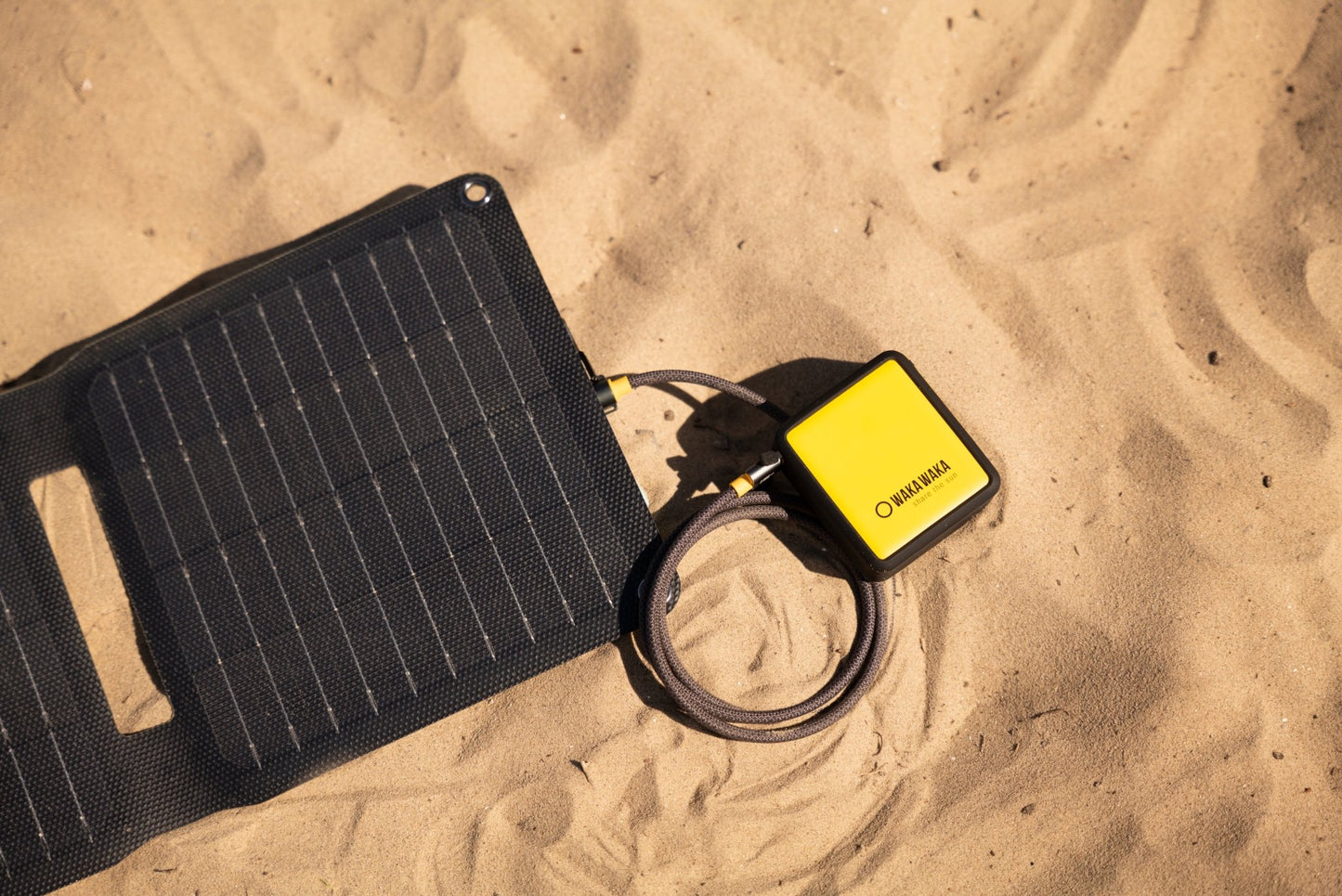 Powerbank 10000 mAh WakaWaka Power 10 - Accu - Broer Outdoor - 8718692050013