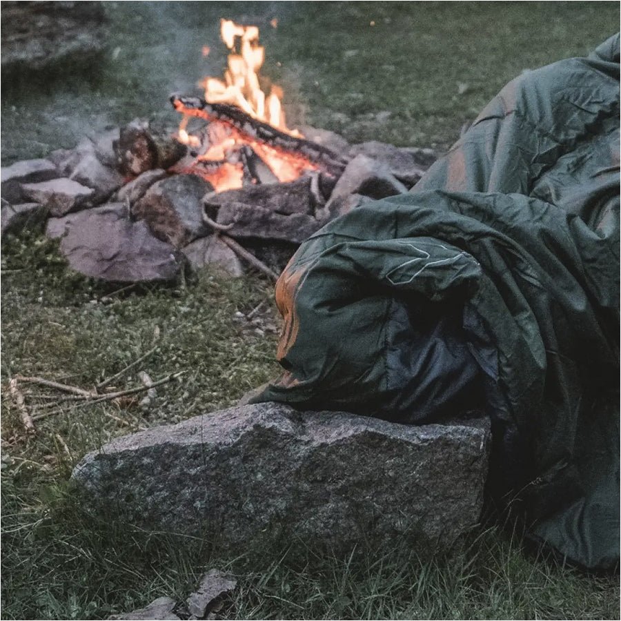 Easy Camp Falcon deken outdoor lichtgewicht met voetenzak - Broer Outdoor - 5709388147691
